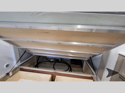 2025 Forest River RV Rockwood Signature - Photo 46