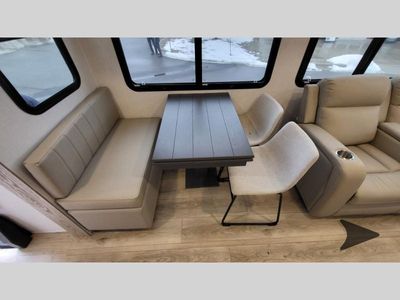 2025 Forest River RV Rockwood Signature - Photo 14
