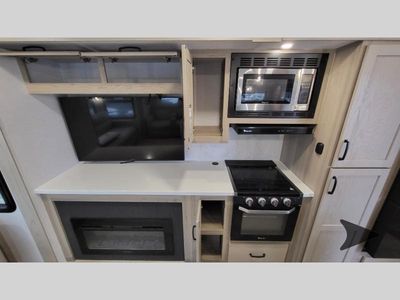 2025 Forest River RV Rockwood Signature - Photo 20