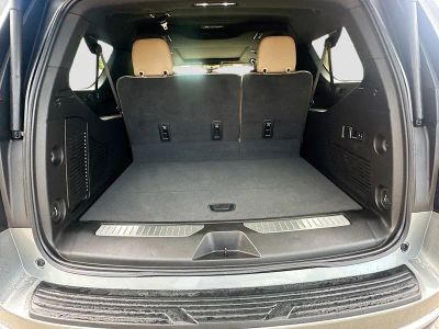 2023 Chevrolet Suburban — photo 26 view