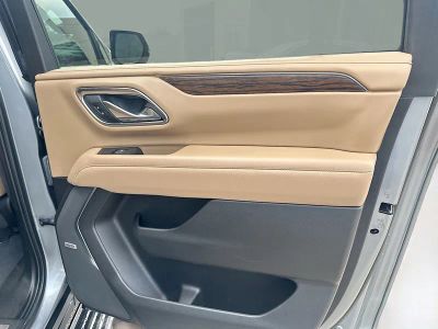 2023 Chevrolet Suburban — photo 31 view