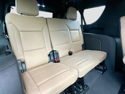 2023 Chevrolet Suburban — photo 28 view
