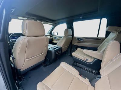 2023 Chevrolet Suburban — photo 24 view