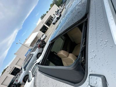 2023 Chevrolet Suburban — photo 15 view