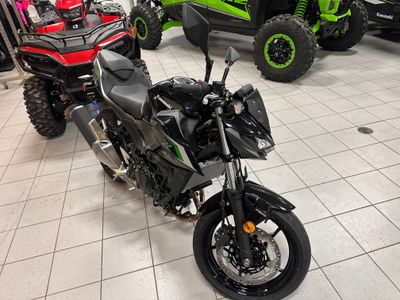 2025 Kawasaki Z500 ABS - Photo 1