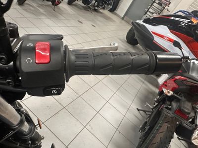 2025 Kawasaki Z500 ABS - Photo 7