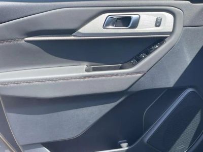 2026 Ford Explorer — photo 11 view