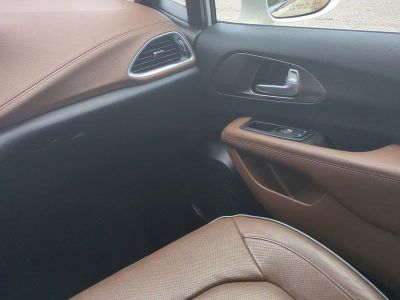 2017 Chrysler Pacifica — photo 20 view