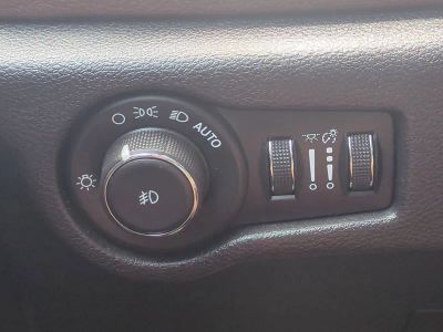 2017 Chrysler Pacifica — photo 31 view