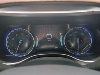 2017 Chrysler Pacifica — photo 36 view