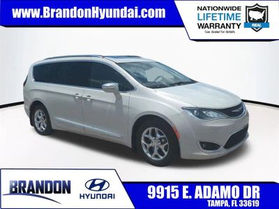 2017 Chrysler Pacifica Limited in White — front three-quarter view