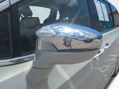 2017 Chrysler Pacifica — photo 12 view