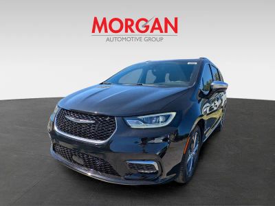 2026 Chrysler Pacifica — engine compartment view