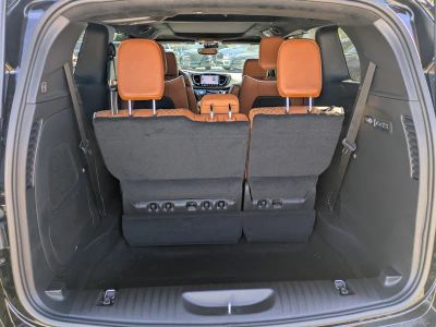 2026 Chrysler Pacifica — photo 11 view