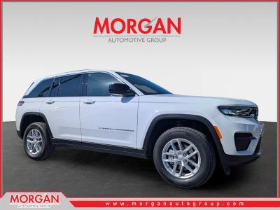 2026 Jeep Grand Cherokee Laredo X in White/off-white — front three-quarter view