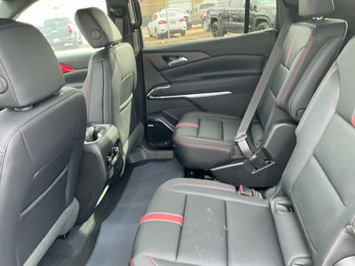 2026 Chevrolet Traverse — photo 17 view