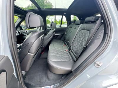 2025 BMW X5 - Photo 31