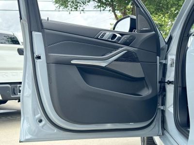 2025 BMW X5 - Photo 12