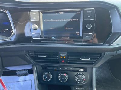 2024 Volkswagen Jetta — photo 11 view