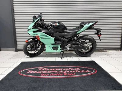 2026 Yamaha YZF-R3 — front three-quarter view