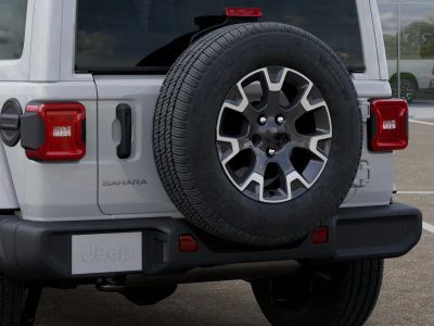 2026 Jeep Wrangler — photo 13 view