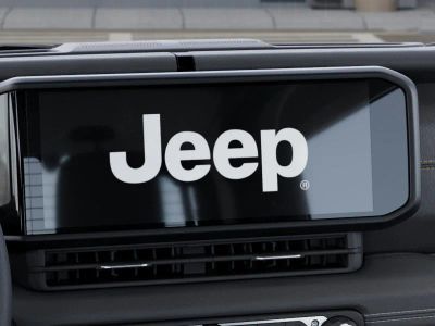 2026 Jeep Wrangler — photo 18 view