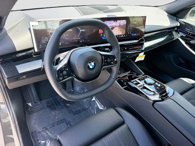 2026 BMW 5 Series — photo 7 view