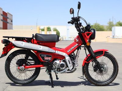 2025 Honda Trail125 - Photo 3
