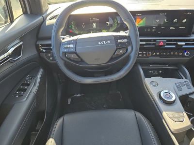 2026 Kia Sportage Plug-In Hybrid — photo 14 view