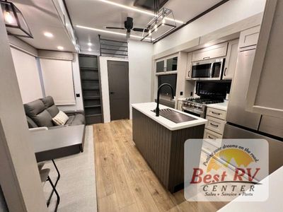 2025 Palomino Columbus - Photo 9