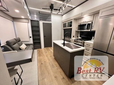 2025 Palomino Columbus - Photo 10