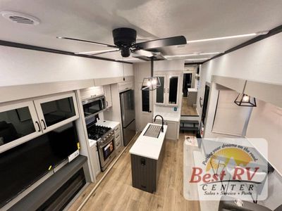 2025 Palomino Columbus - Photo 108