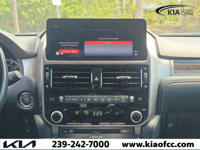 2023 Lexus GX — photo 16 view
