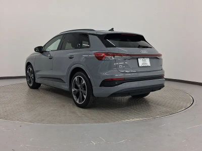 2026 2024 Q4 e-tron SUV - Photo 3