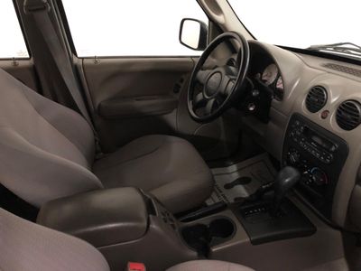 2003 Jeep Liberty - Photo 22
