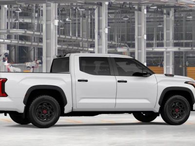 2026 Toyota Tundra i-FORCE MAX - Photo 13