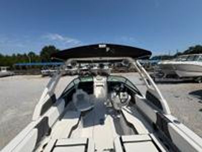 2025 Chaparral 250 OSX - Photo 11
