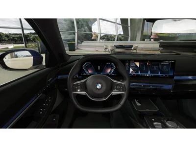 2027 BMW 5 Series — photo 13 view