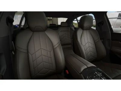2027 BMW 5 Series — photo 11 view