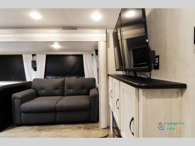 2023 Forest River RV Vibe — photo 11 view