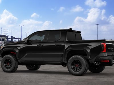 2026 Toyota Tacoma i-FORCE MAX - Photo 7