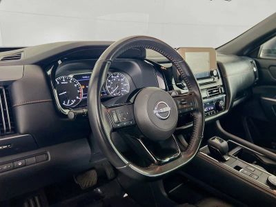 2023 Nissan Pathfinder — photo 8 view