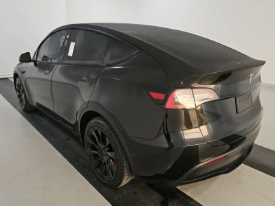 2021 Tesla Model Y - Photo 3