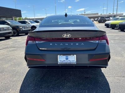 2026 Hyundai Elantra - Photo 6
