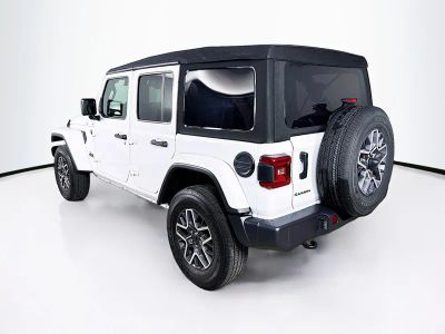 2025 Jeep Wrangler — photo 26 view