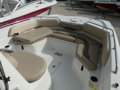 2014 NauticStar 210 Coastal - Photo 9