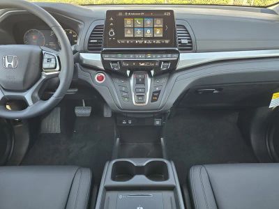 2026 Honda Odyssey — photo 13 view