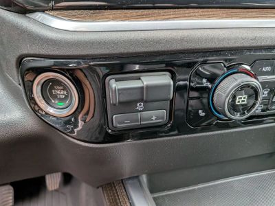 2023 Chevrolet Silverado 1500 — photo 15 view