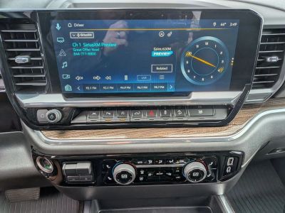 2023 Chevrolet Silverado 1500 — photo 18 view