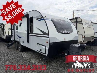 2022 Venture RV Sonic SN211VRB — front three-quarter view